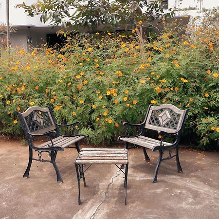 Hostel Stories Mysore Extérieur photo